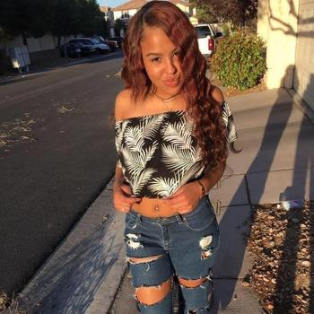 🍬 candy, 22  female escort, Palm Springs