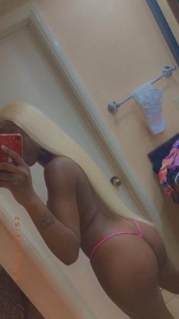 Jazzy, 24  female escort, Palm Springs