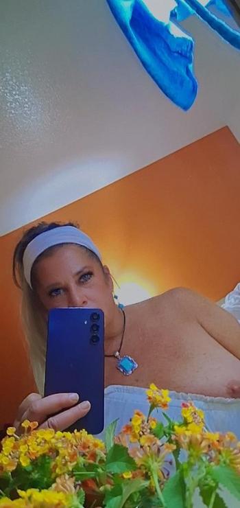 Heather, 55  female escort, Palm Springs
