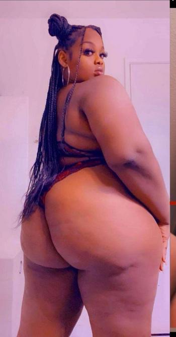 323-403-1486, 27  female escort, Palm Springs