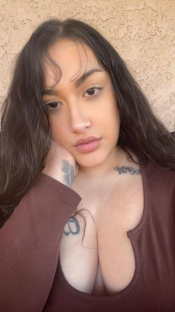 Camila, 26  female escort, Palm Springs