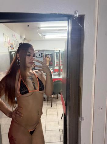 Star, 22  female escort, Palm Springs