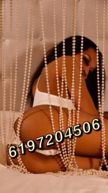 6197204506, female escort, Palm Springs